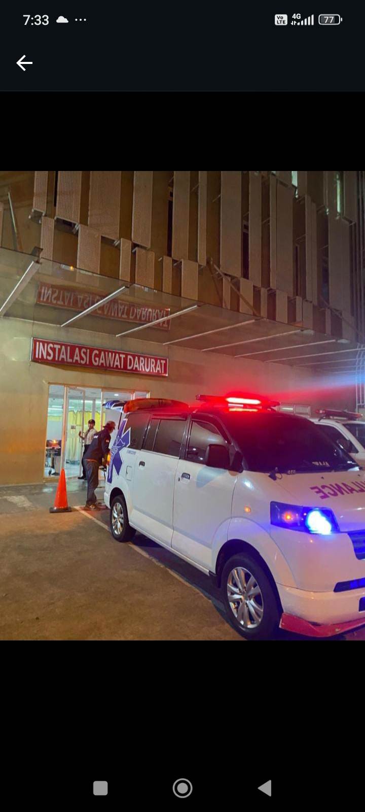 Ambulance siaga di IGD